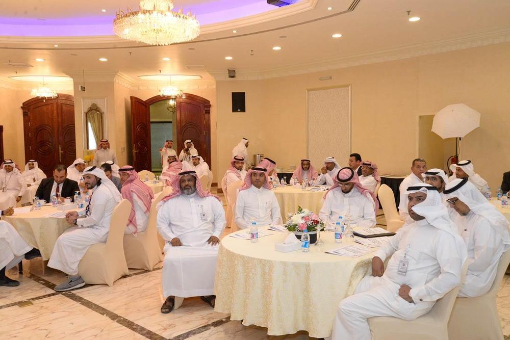 «صحة الأحساء» تناقش مشروع وجبات المرضى