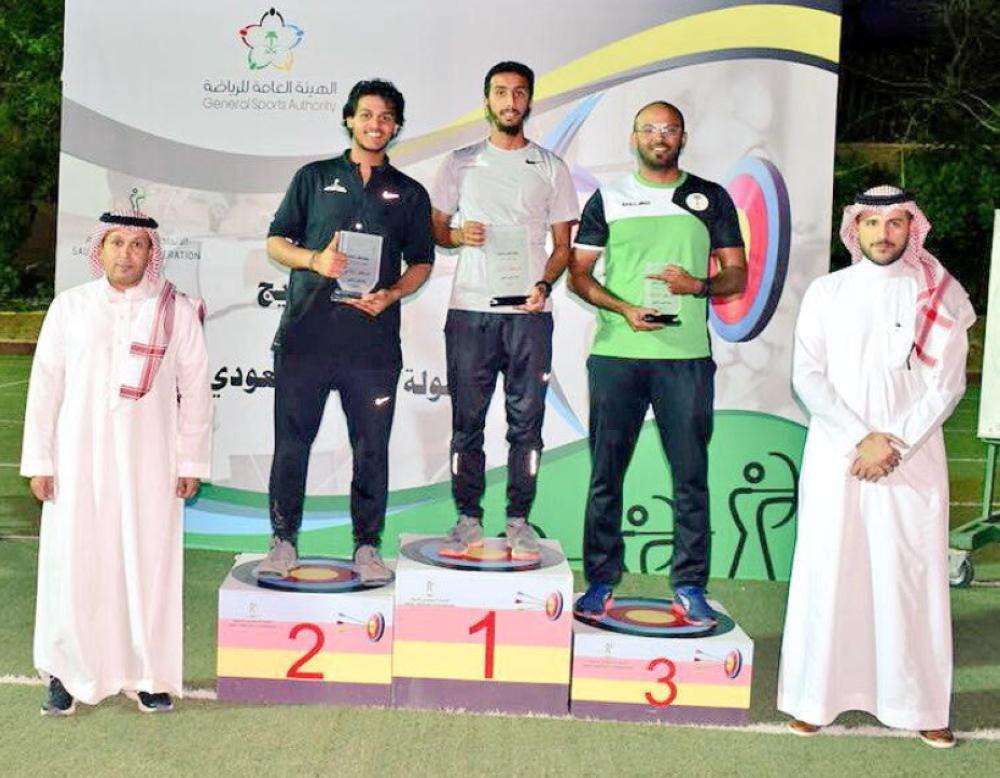 الروضـان و العتيبي ينتزعان ذهب كأس السهام