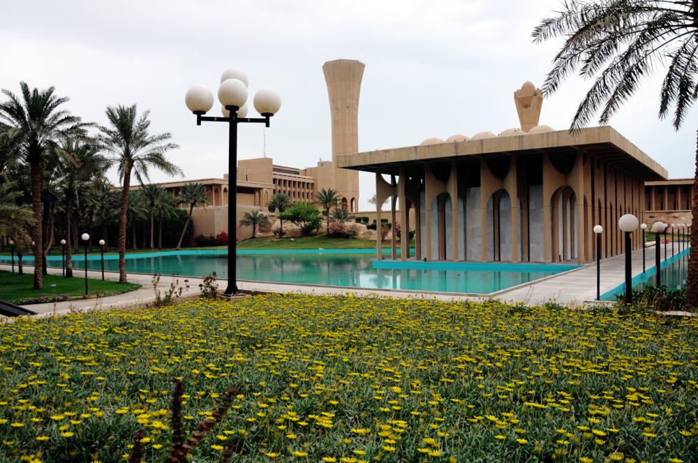 لاول مره .. جامعة الملك تفتح أبواب الدراسات العليا للطالبات