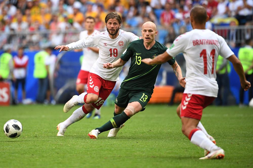 الفيديو يبقي على حظوظ استراليا بتعادلها مع الدنمارك