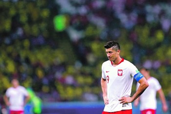 ليفاندوفسكي: لم تتح لي فرصة لإنقاذ بولندا