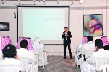 الحاجي خلال الأمسية (اليوم) 