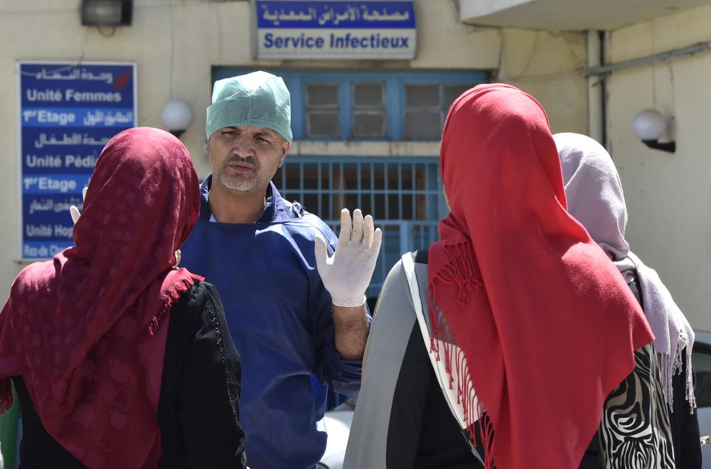 انخفاض أعداد المصابين بالكوليرا في الجزائر 