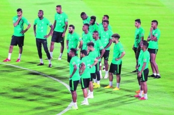 الأخضر يضع اللمسات النهائية لبوليفيا اليوم