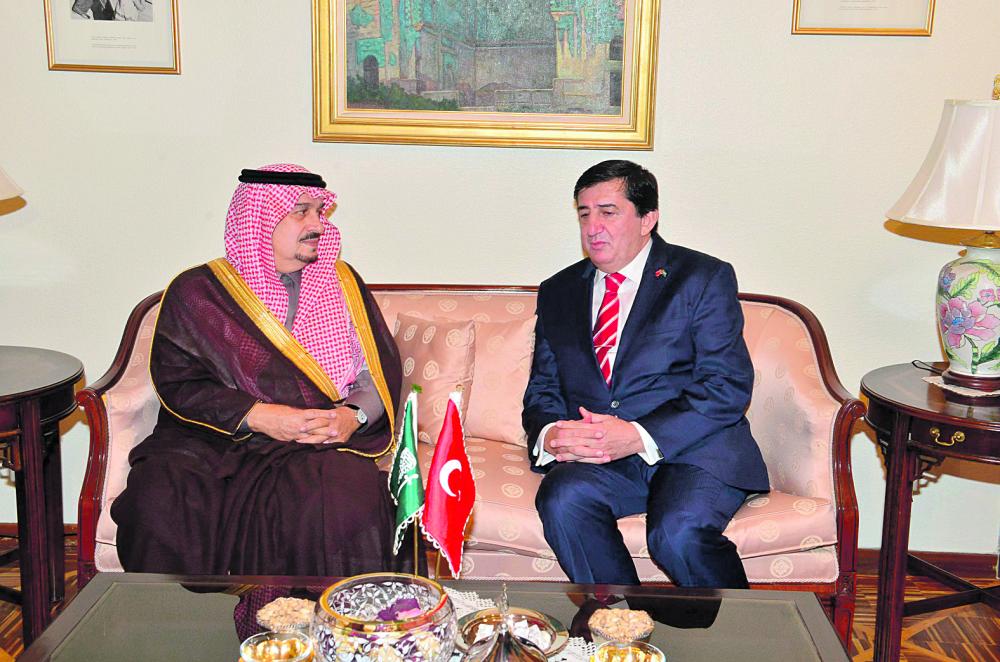 أمير الرياض يشرف احتفال سفارة تركيا باليوم الوطني لبلادها