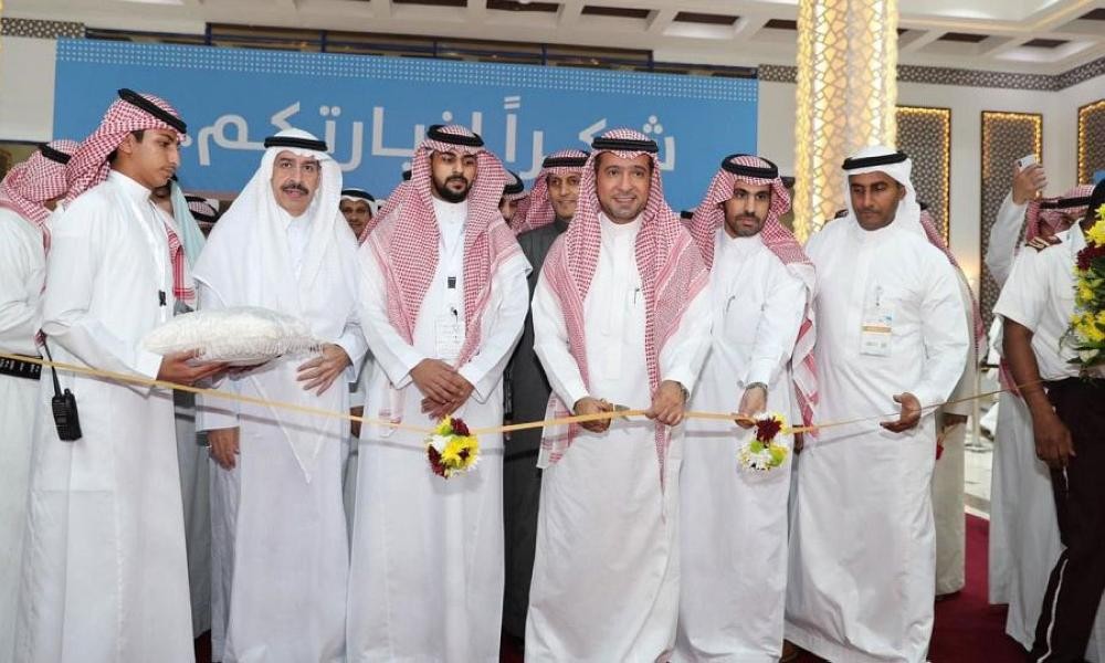 وزير الإسكان يفتتح «ريستاتكس جدة العقاري»