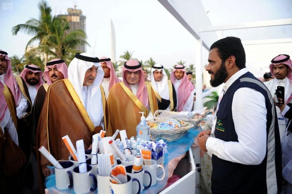 بالصور.. أمير مكة يفتتح الحديقة الثقافية بجدة