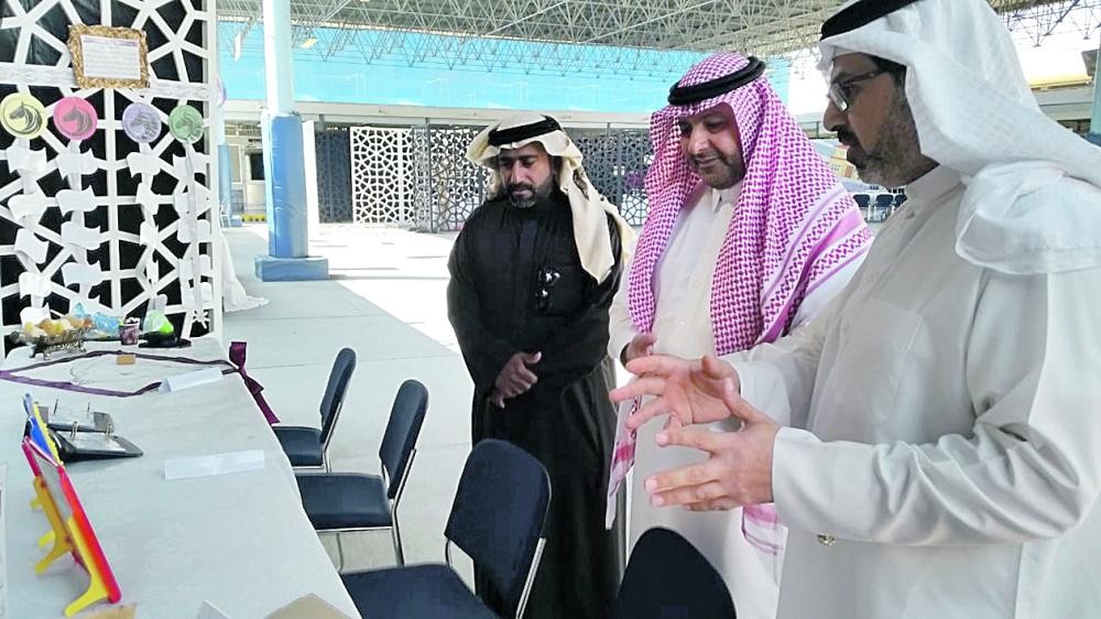 تدشين المعرض القرآني «حكايا سور» في صفوى