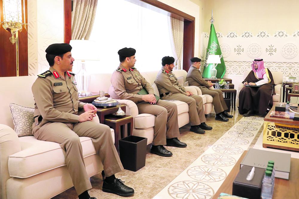 نائب أمير الشرقية يطلع على خطط مديرية السجون