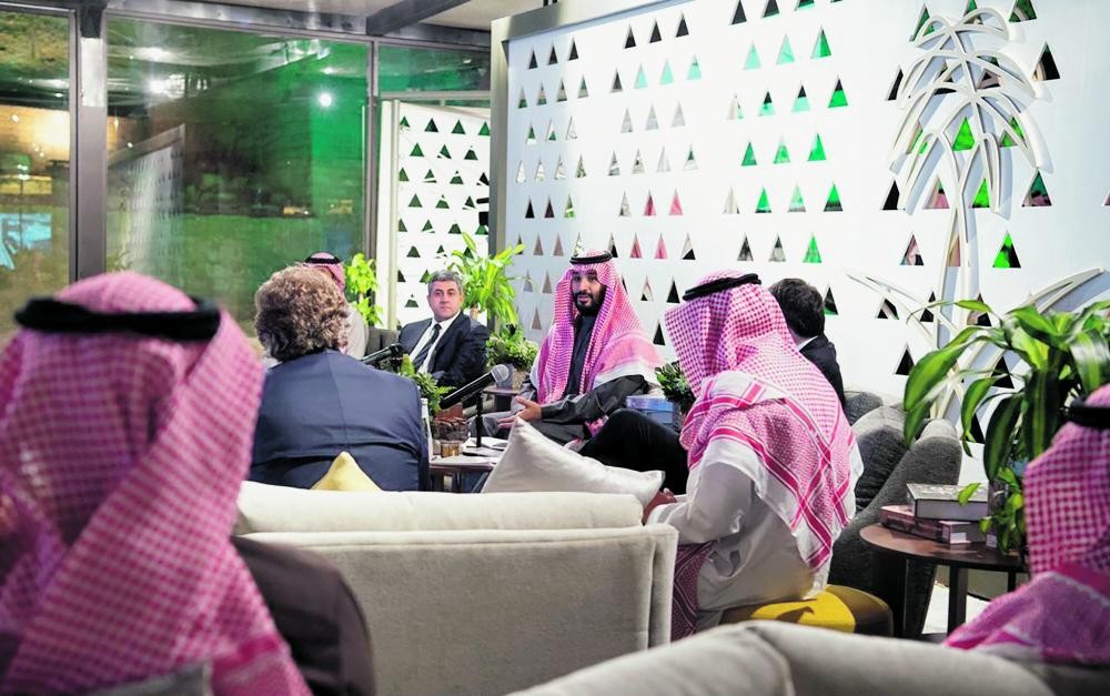 ولي العهد يرأس ورشة عمل «حديث السياحة» بالدرعية التاريخية