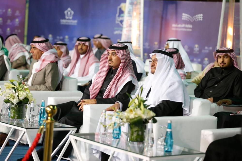 رئيس هيئة الرياضة ووزيرالتعليم يطلقان 