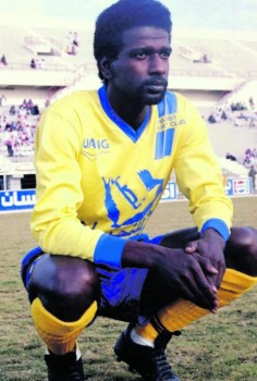 النصراويون يهاجمون «الأسطورة»