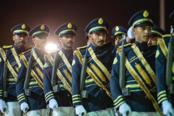 وزير الداخلية يرعى حفل تخريج الدورات التأهيلية