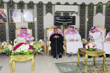 نائب أمير الشرقية يشرف حفل غداء الشيخ فيصل الشهيل