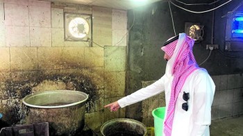 مصادرة وإتلاف 2.7 طن «دواجن» بمسلخ في مزرعة