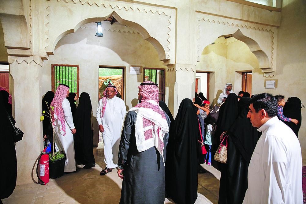 400 قطعة أثرية تحكي الحياة القديمة في «البيت الحساوي»