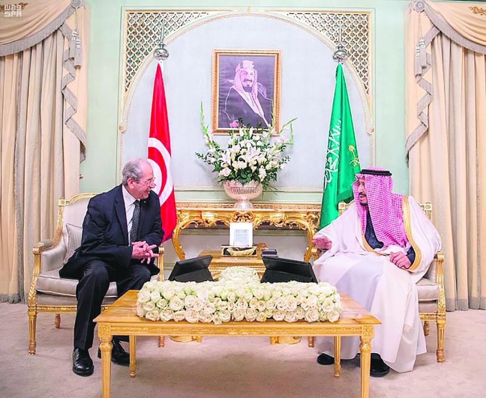 خادم الحرمين يتطرق إلى العلاقات الأخوية مع رئيس النواب التونسي