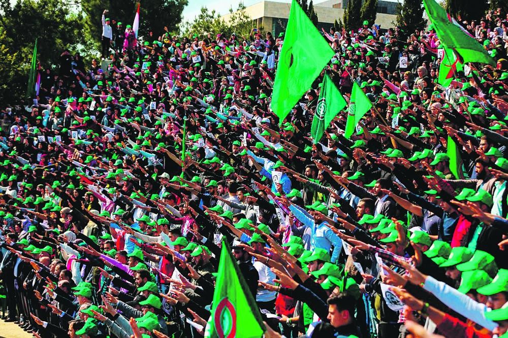 واشنطن تضرب حلفاء «حزب الله».. ورياح العقوبات تعصف بـ«أمل»