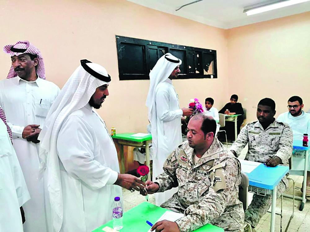 147 ألف طالب وطالبة يؤدون اختباراتهم بالحد الجنوبي