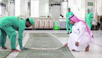 12 ألف موظف وموظفة لخدمة ضيوف الرحمن في رمضان