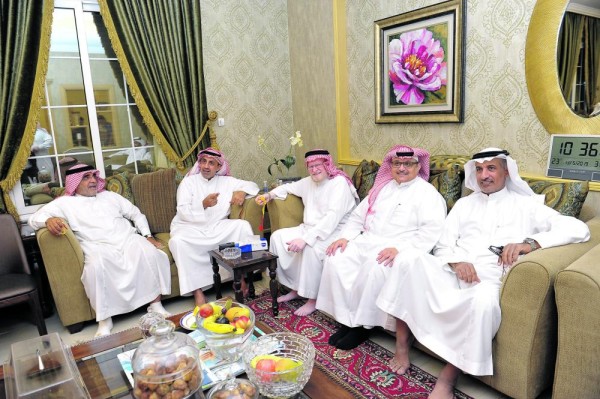 «مجلس الزامل» الرمضاني يوثق أواصر التواصل الاجتماعي
