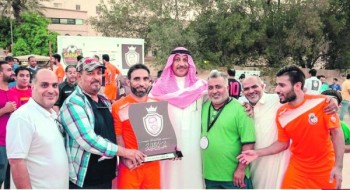 تكريم نجم النصر السالم .. ومدرب الصفا المرزوق