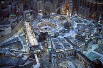 نصف مليون مصل يشهدون ختم القرآن بالمسجد النبوي