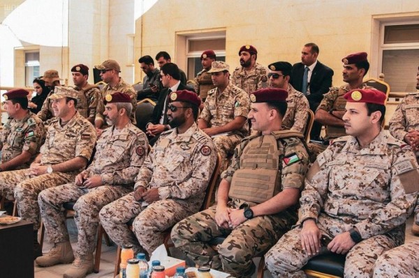 مناورات بالذخيرة الحية فى ختام التمرين البحري 