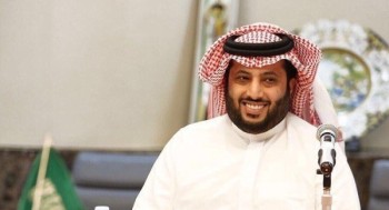 أعلنها في تغريدتين.. «آل الشيخ» يستقيل من هذه المناصب