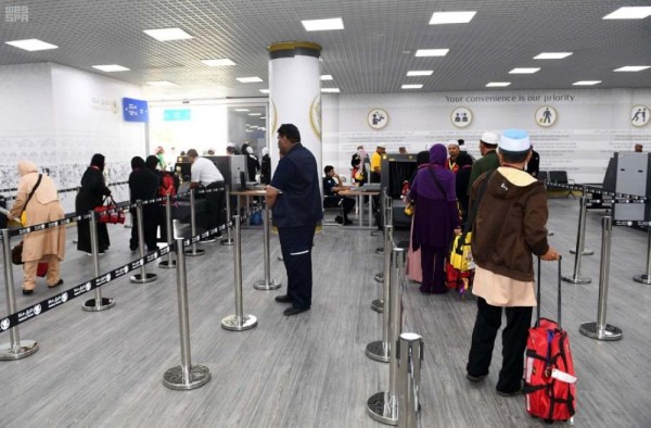 مبادرة طريق مكة .. وصول أول رحلة حج من ماليزيا