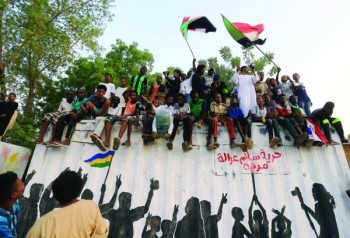 حميدتي: وجهنا المساعدات السعودية للتنمية