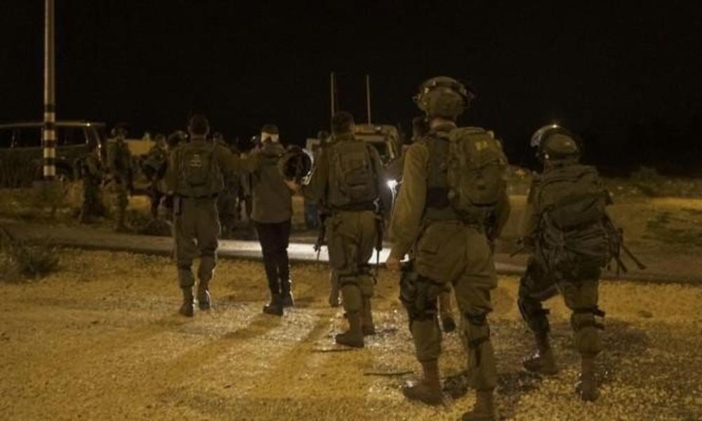 قوات الاحتلال تعتقل 11 فلسطينيًا