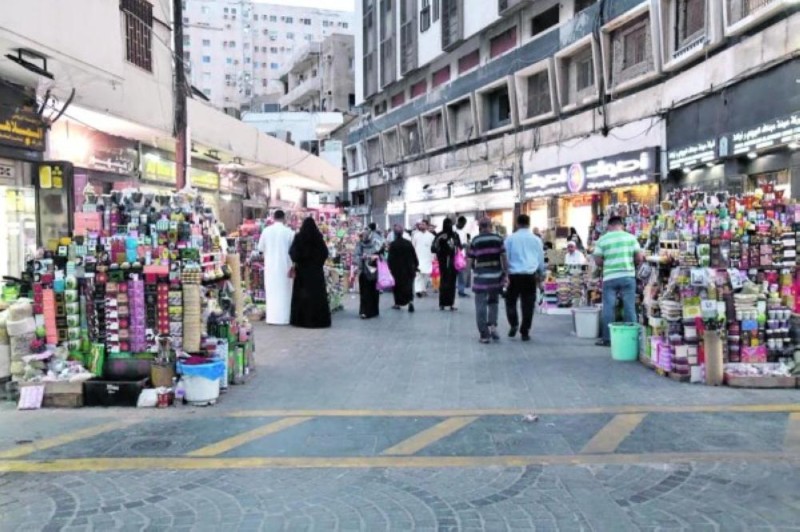 السماح للأنشطة التجارية بالعمل 24 ساعة .. ينعش الأسواق