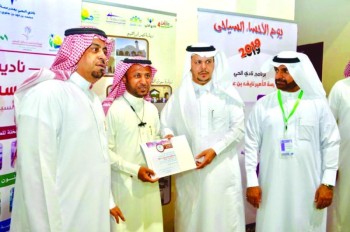 27 نادي حي تفعل «يوم الأحساء السياحي» في 3 مسارات
