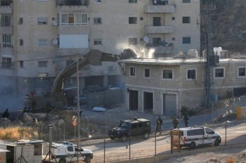 إسرائيل تبدأ بهدم منازل فلسطينيين على مشارف القدس