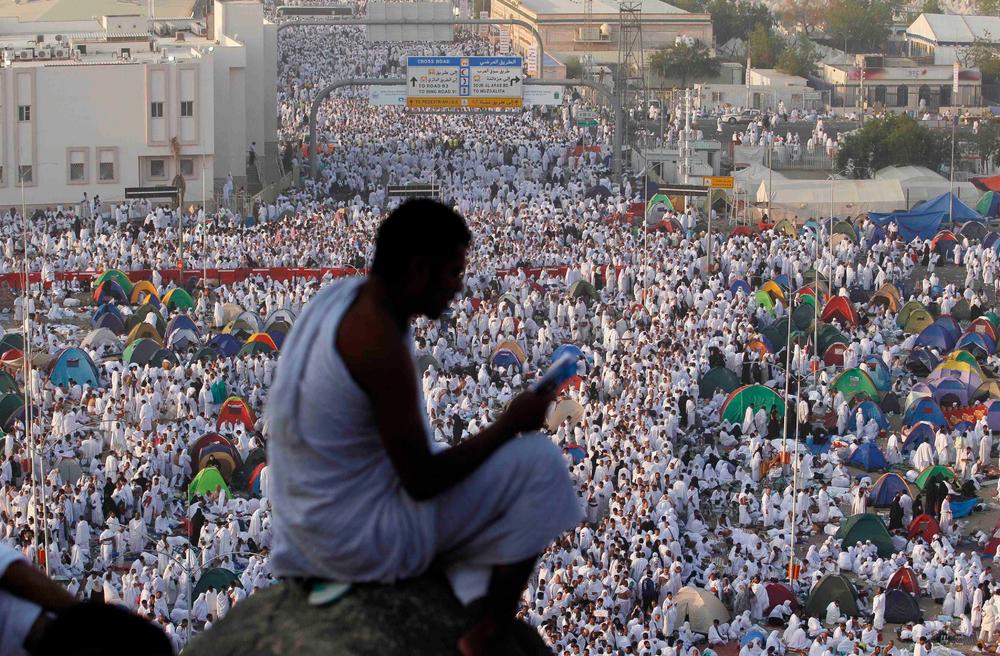 الهلال الأحمر يجهز للحج 125 مركزا إسعافيا