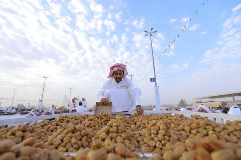 غدا .. انطلاق أكبر تجمع للتمور في العالم ببريدة