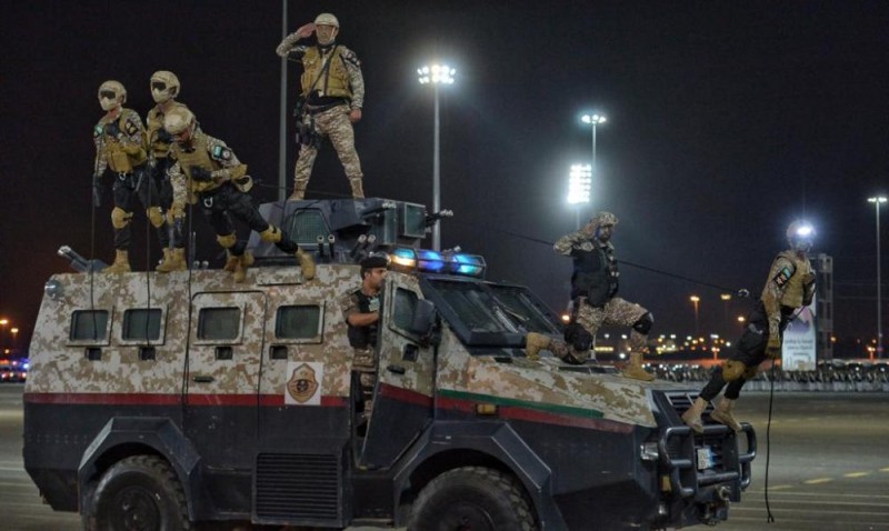 بالصور.. وزير الداخلية يقف على جاهزية قوات أمن الحج