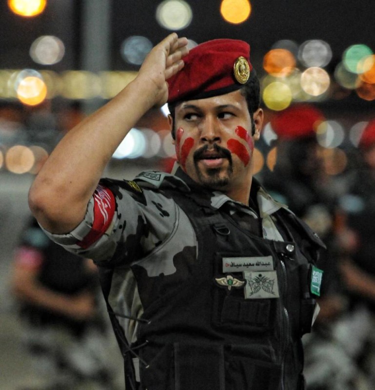بالصور.. وزير الداخلية يقف على جاهزية قوات أمن الحج