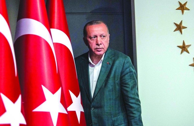 المحامون الأتراك يصفعون أردوغان ويرفضون دخول قصره
