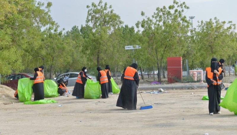 مبادرة لتنظيف ⁧‫مشعر عرفات بمشاركة 150 شاب‬