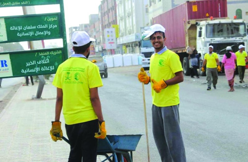 اكتمال الصيانة السعودية لشارع «محمد سعد» في عدن