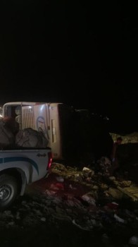 بالصور.. إصابة 28 معتمراً في انقلاب حافلة بالطائف 