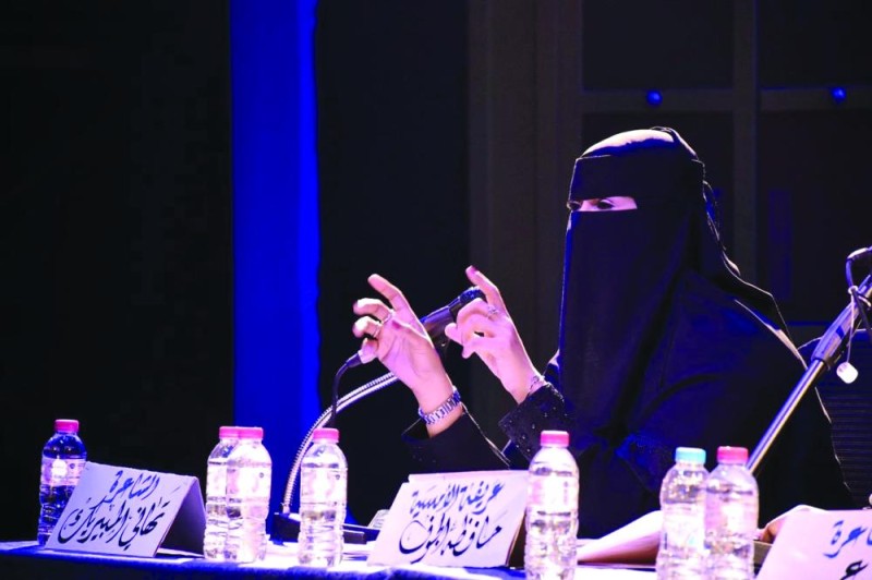 المبيريك: الشعر لسان الأمة والاهتمام به «واجب»