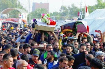 غضب العراقيين يتواصل.. واستقالة الحكومة أمام البرلمان