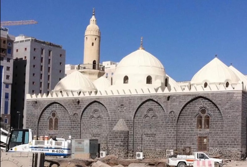 مسجد الغمامة موروث حضاري قديم بالقرب من المسجد النبوي