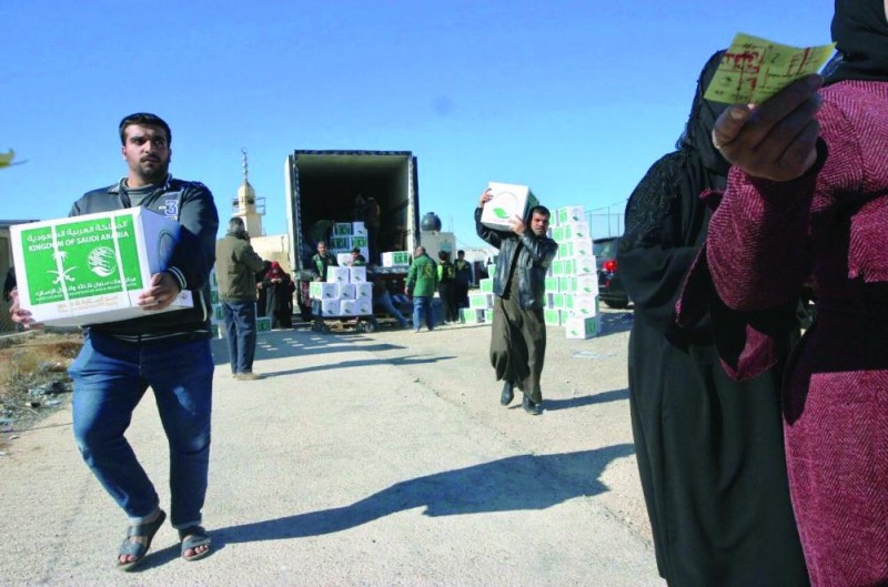 24 طنا مواد غذائية للسوريين بالمفرق الأردنية