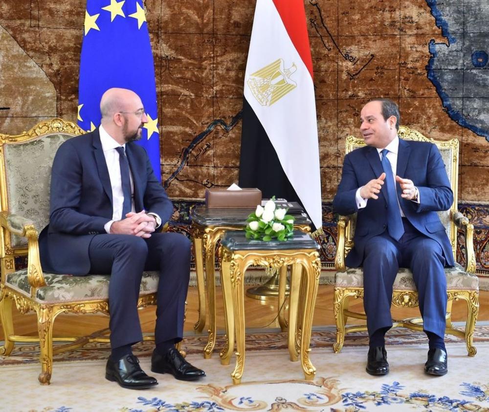 السيسي يبحث تطورات الأوضاع في ليبيا مع رئيس المجلس الأوروبي