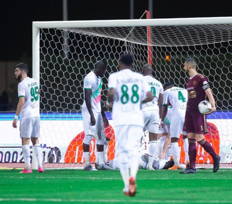 الإصابة تنقل لاعب الاتفاق إلى مستشفى المجمعة