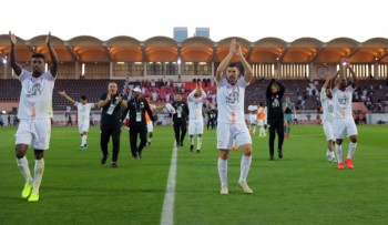الشباب أخيرا «ضحك».. قلبها على ضمك